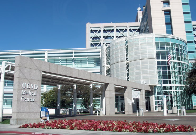UCSD_Medical_Center_Hillcrest_entrance